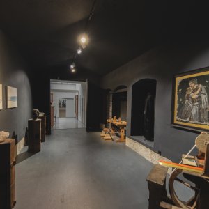 Exhibition of Czech glass and jewelery